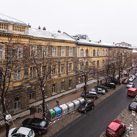 Avangard Qn Romana 26 Apart Лвив Екстериор снимка